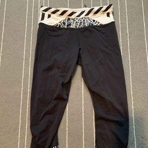Lululemon cropped leggings